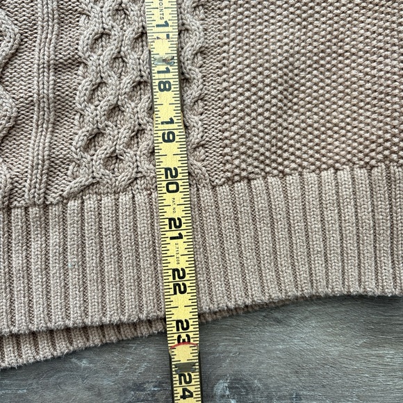 GAP Cable Knit Sweater in Beige - Picture 4 of 6